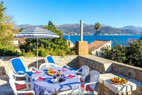  Sandy Beach Apartments  Колочеп